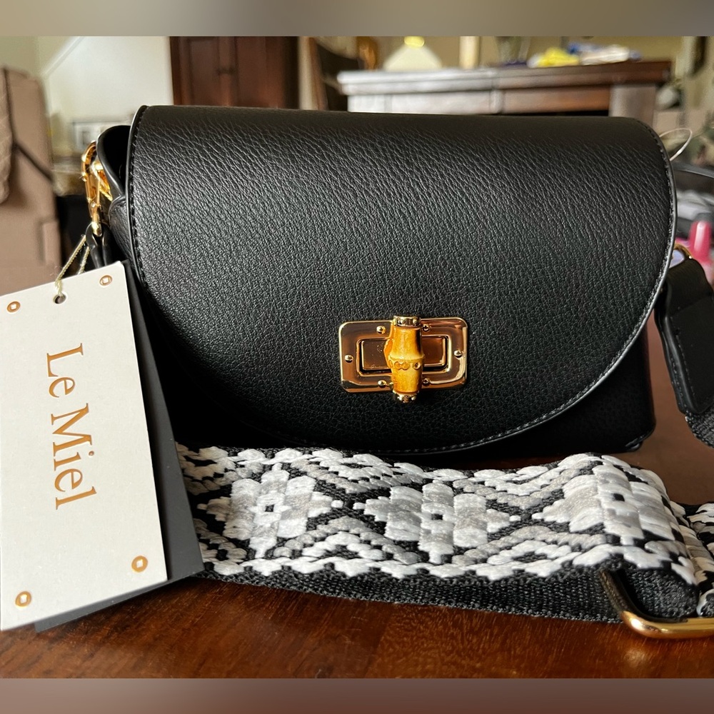 NWT Le Miel Black Purse with Guitar Strap - Picture 9 of 12